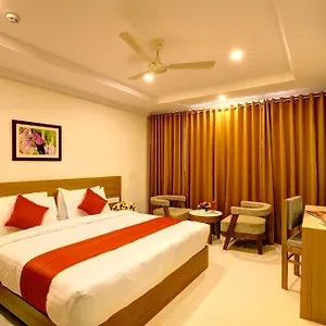 Floral Park Hotel