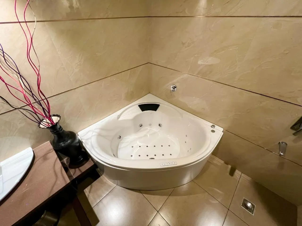 Hotel Arcadia Kottayam